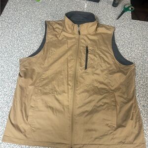 Mens Izod Reversible Vest